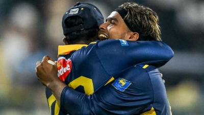 Sri Lanka beat England by 19 runs