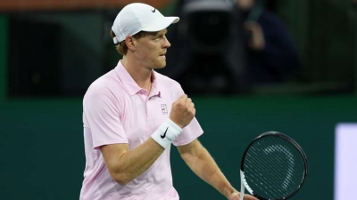 Sinner into round 3 at Indian Wells