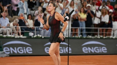 Sabalenka downs Osaka in primetime