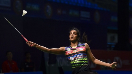 Sindhu, Saina in round 2 at Singapore
