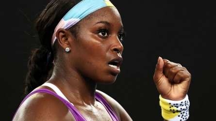 Stephens wins Monterrey opener